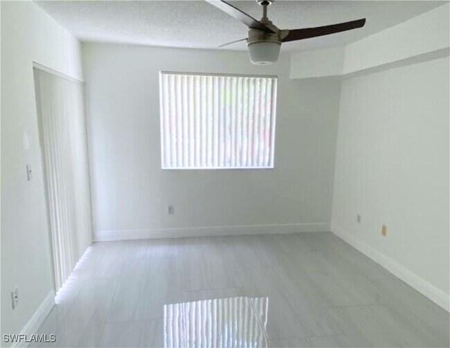 Building Photo - 1830 Florida Club Cir