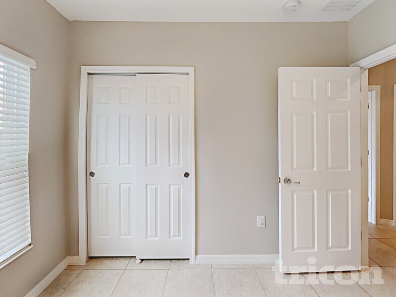 Building Photo - 417 Kestrel Dr