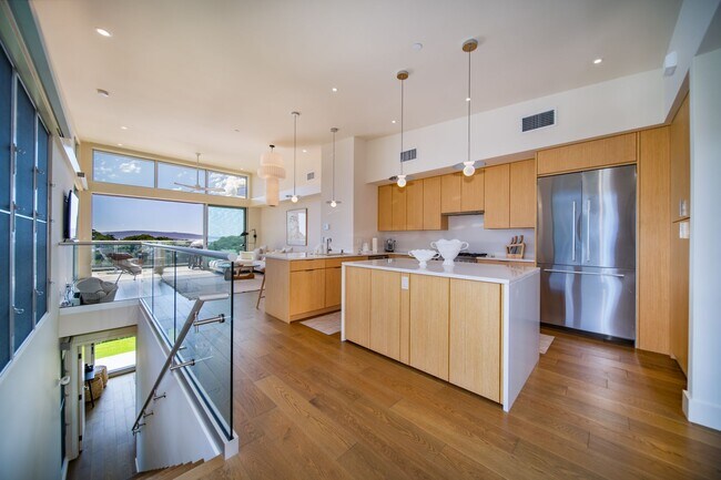 Building Photo - Modern Elegancy at Makali'i in Wailea – Finely Furnished 3 Bedrooms / 3 Bathrooms