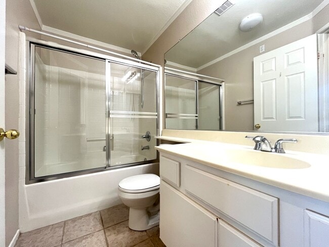 Building Photo - 4130 Prairie Dunes Dr