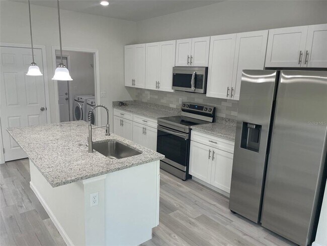 Building Photo - 3364 SW 165th Loop