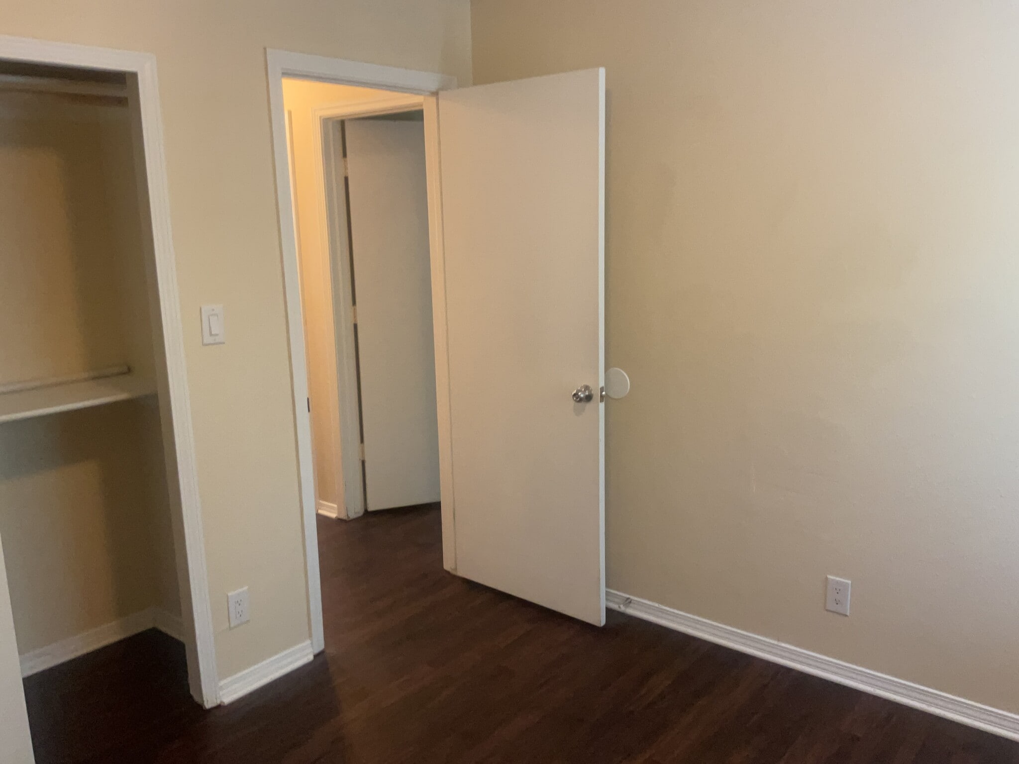 Building Photo - 10400 Calle Chulita NW