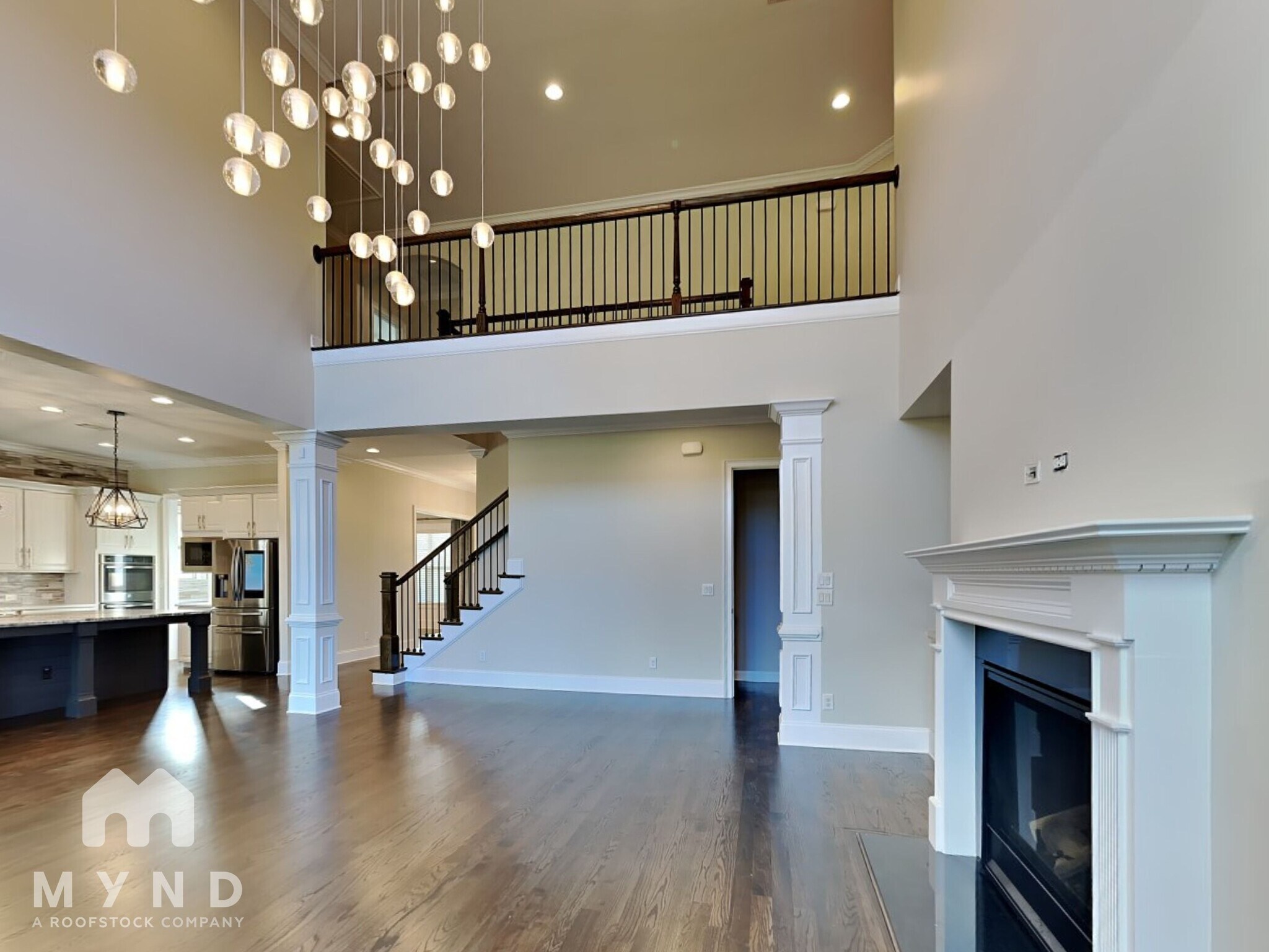 Building Photo - 2995 Manorview Ln