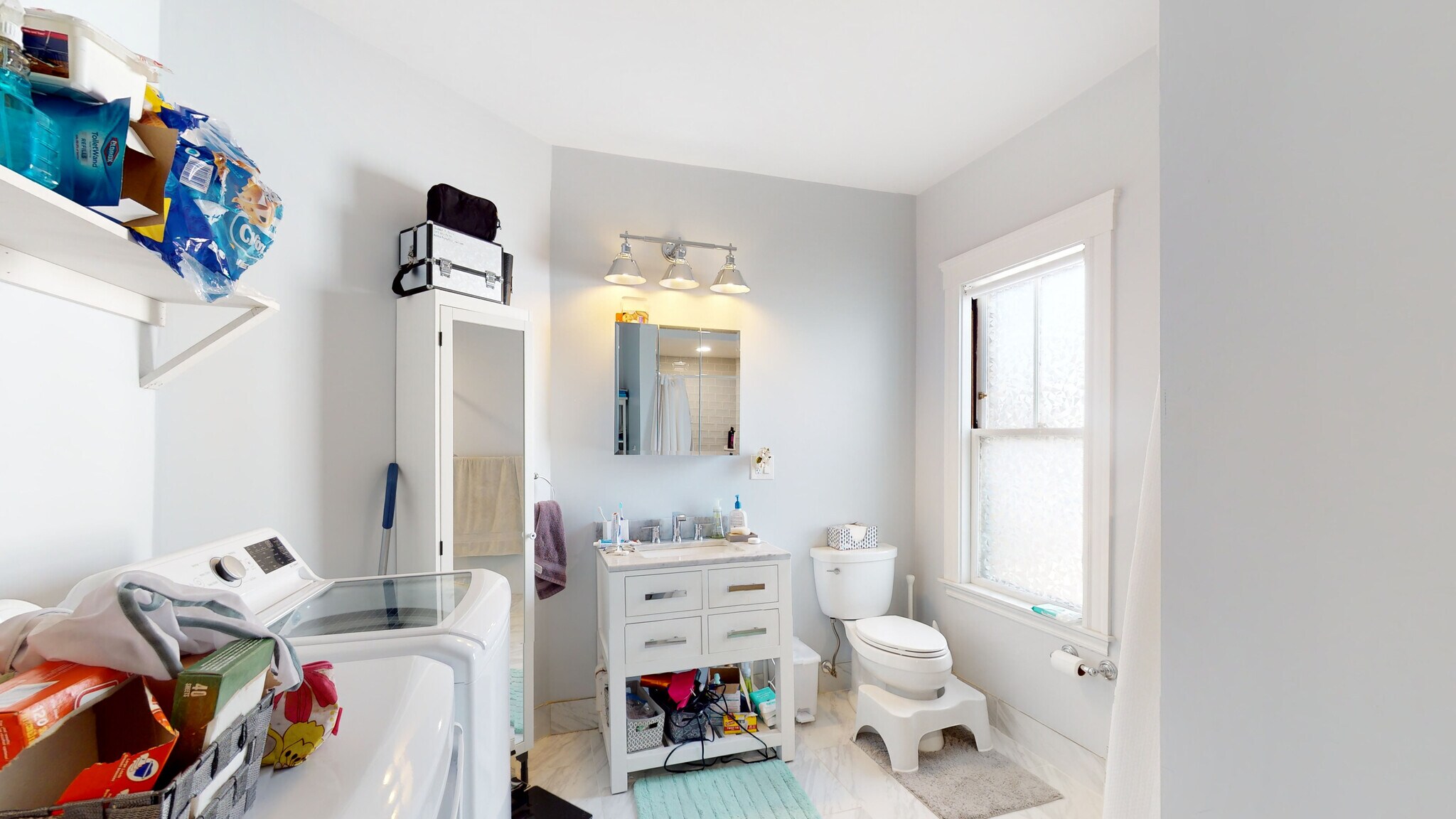 Building Photo - 70 Hudson St