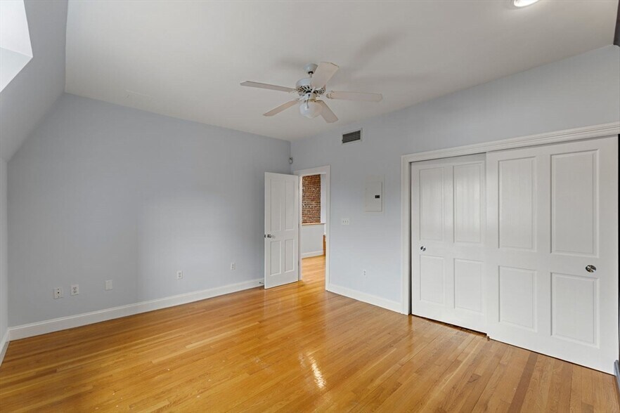 Building Photo - 39 Worcester Sq