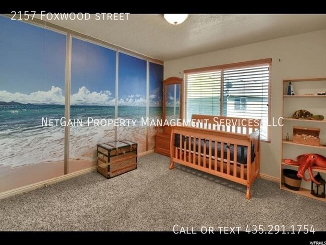 Building Photo - 2157 Foxwood St