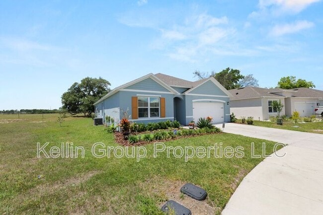 Building Photo - 833 Ambleside Dr