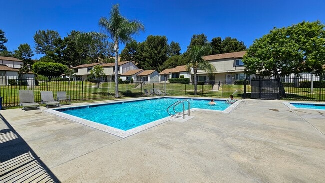 Building Photo - 2344 Canyon Park Dr