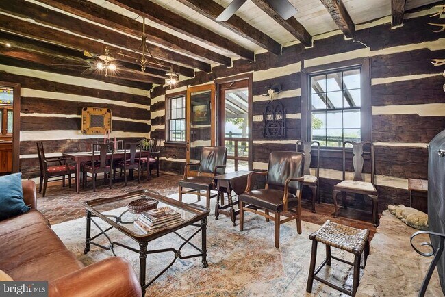 Building Photo - 18285 Foundry Rd