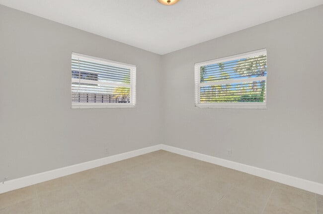 Building Photo - 8392 Pinto Dr