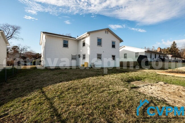 Building Photo - 7805 Citadel Dr