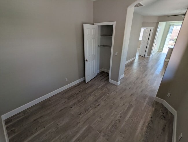 Building Photo - 10957 Napa Ridge Dr