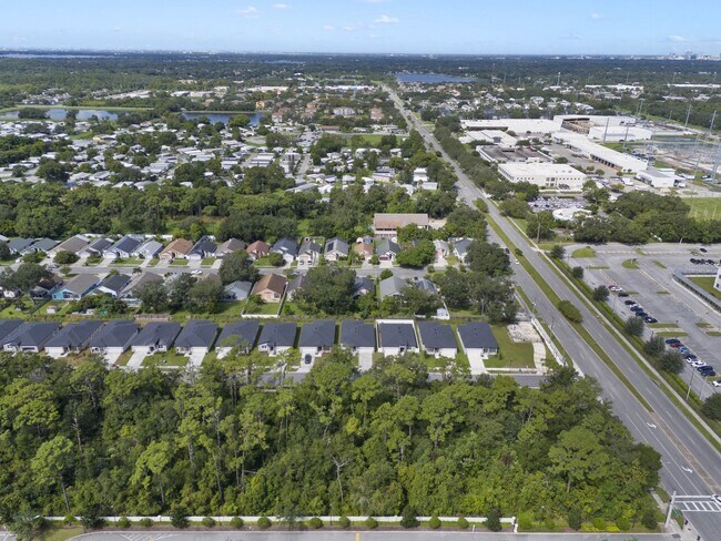 Building Photo - 2024 Built 4/2 Single Family Home for Rent 10 minutes from Orlando International Airport