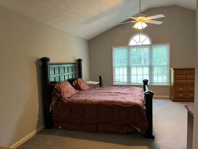 Building Photo - Spacious Home in McBryde Village next to V...
