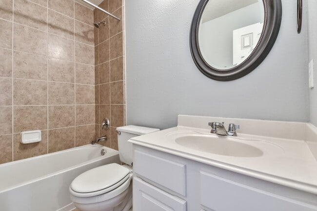Building Photo - 13942 Crow Ridge Ct