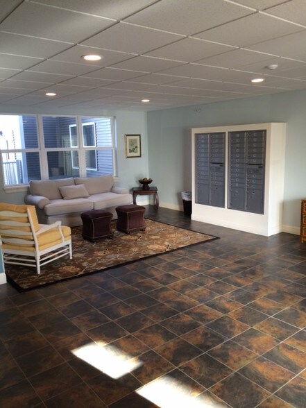 Building Photo - 20 Carmichael St