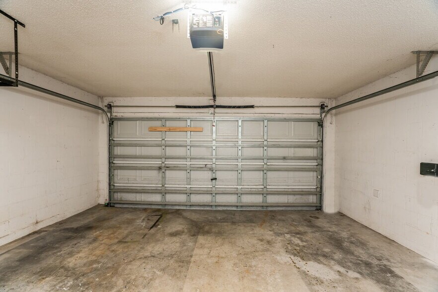 Building Photo - 6503 Tabogi Trail