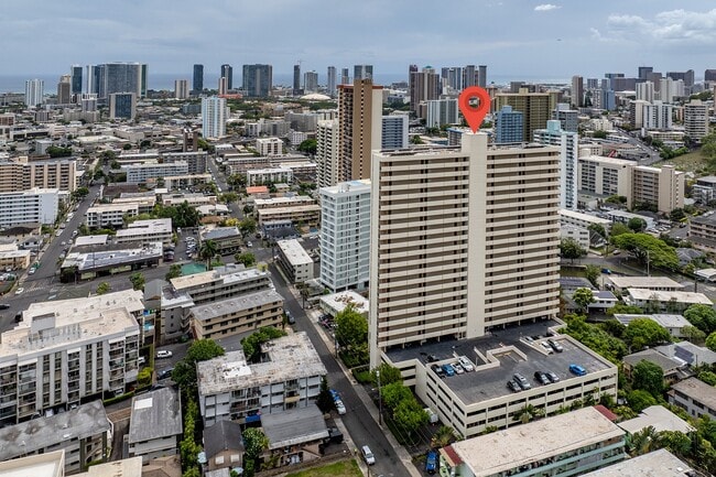 Building Photo - 1 Bed 1 Bath 1 Parking Condo in Makiki