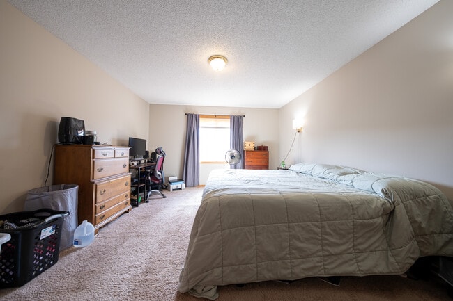 Building Photo - 15124 Cimarron Way