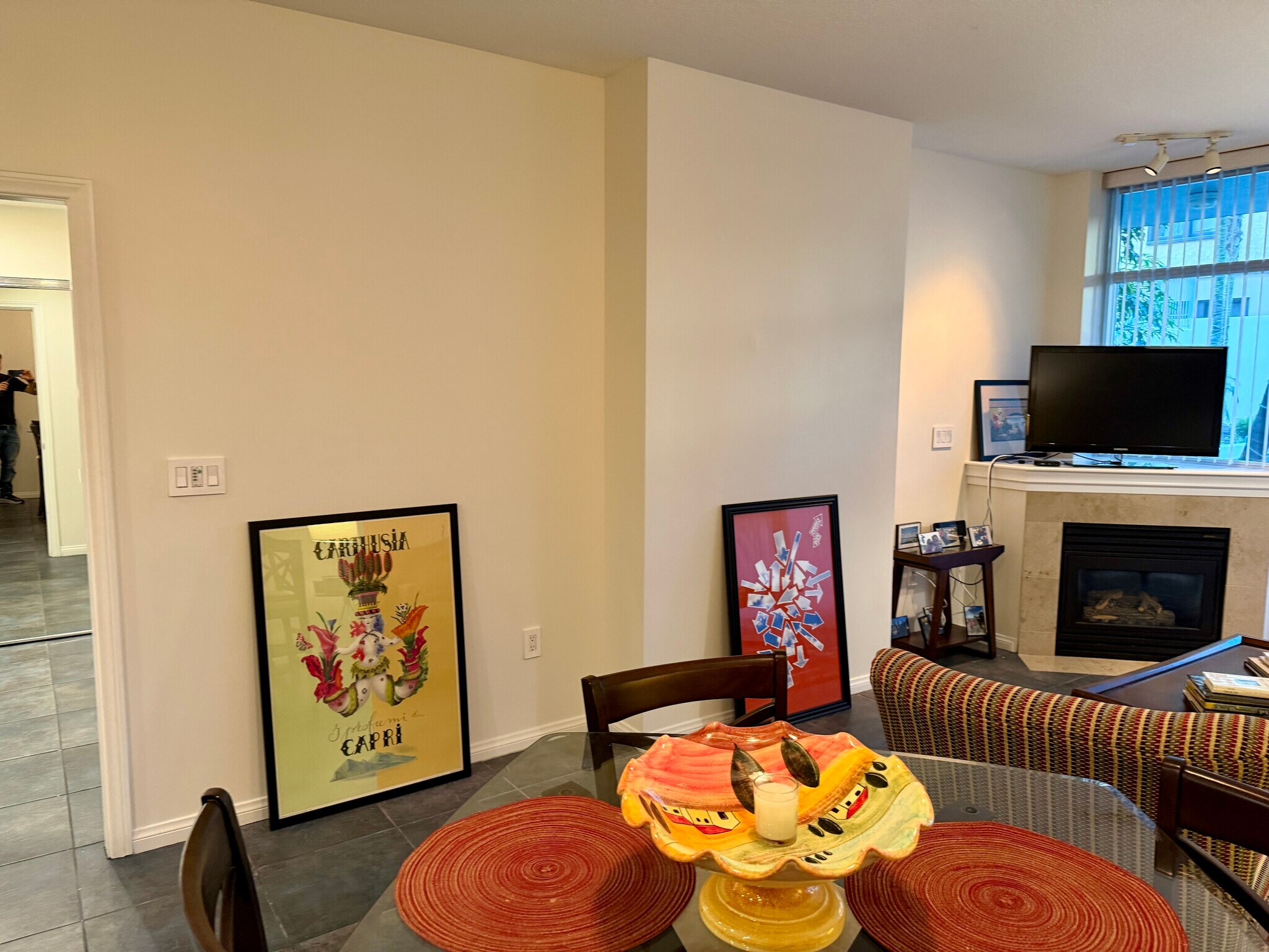 Building Photo - 850 Beech St