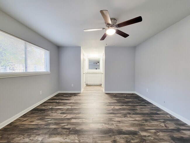 Building Photo - 2024 Stones throw Dr