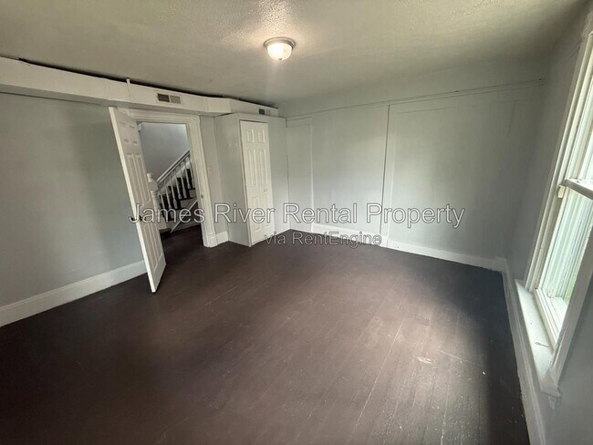 Building Photo - 211 Wadsworth St