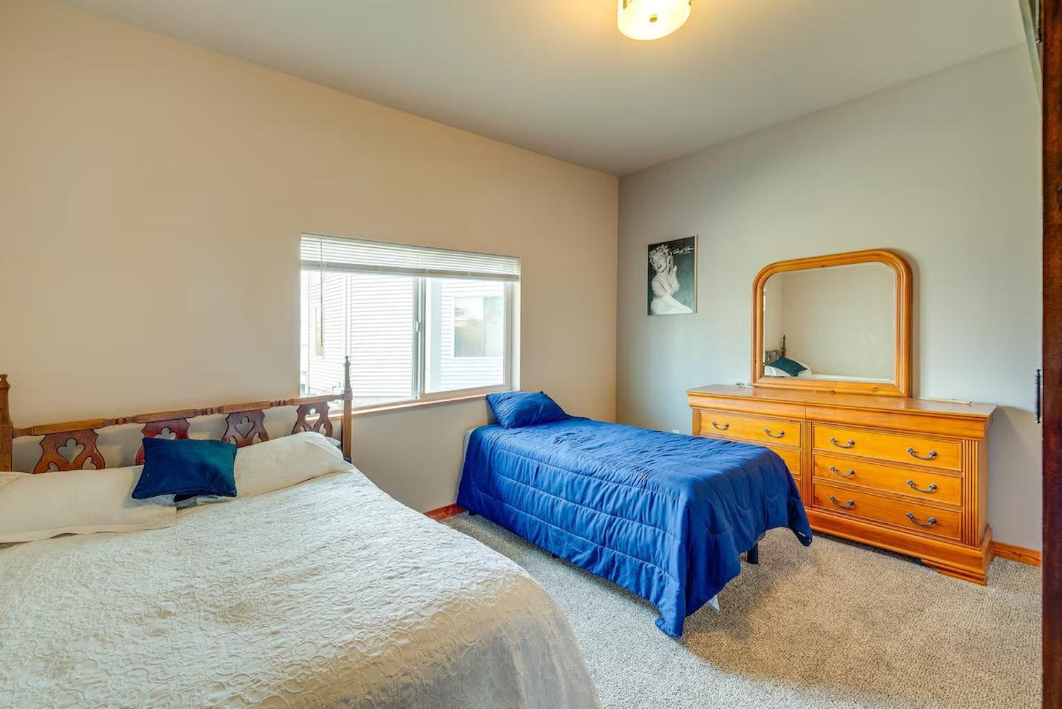 Building Photo - 975 S Sand Dune Ave SW