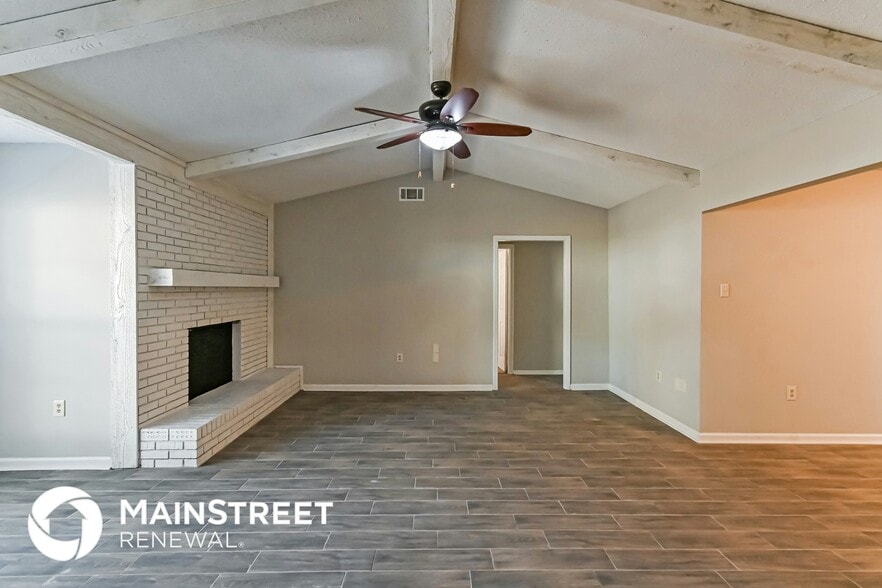 Building Photo - 4495 Bonnie Brae Dr