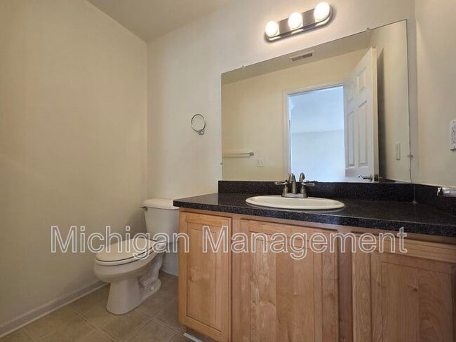 Building Photo - 2740 Barclay Way
