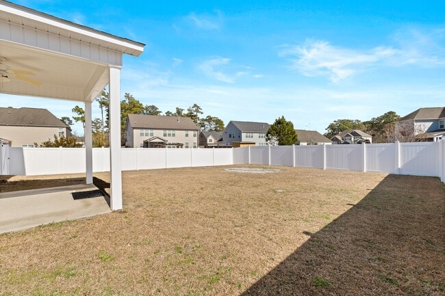 Building Photo - 304 Little Egret Ln