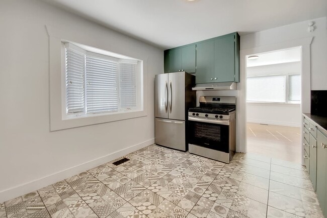 Building Photo - 754 E 1700 S