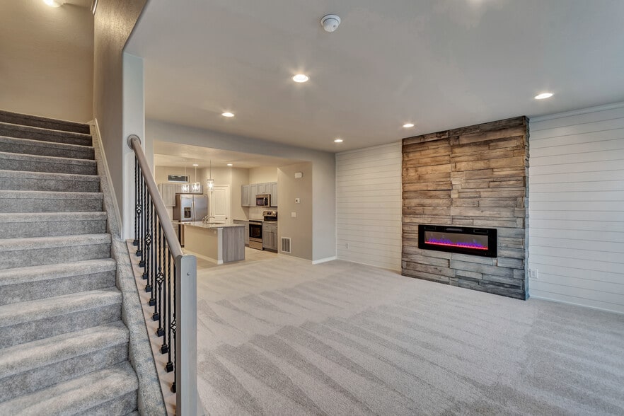 Building Photo - 7476 Johnsontown Hts