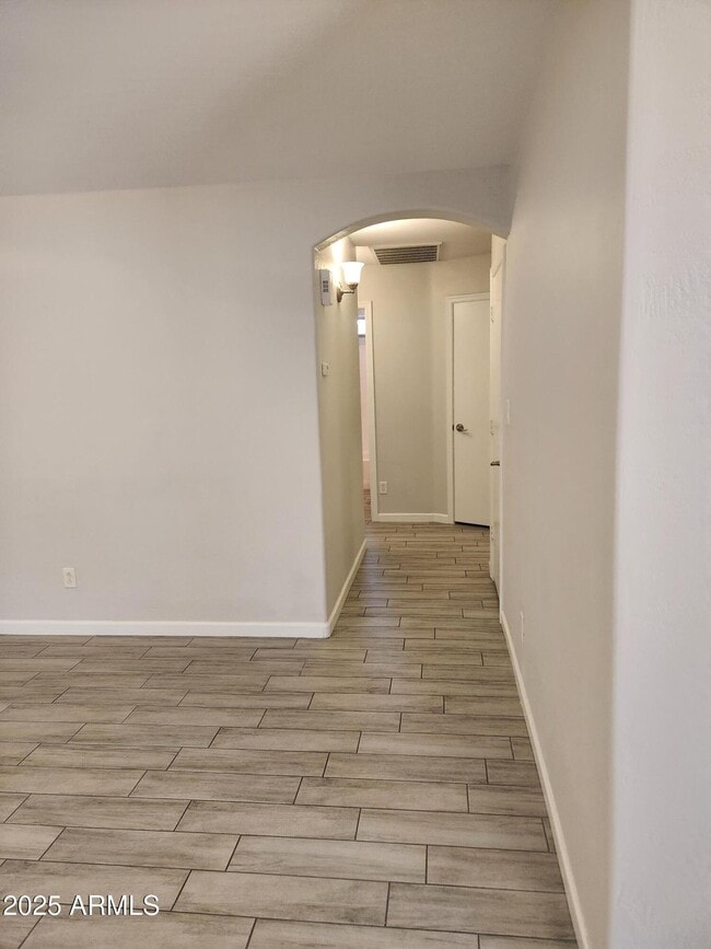 Building Photo - 15273 N Gil Balcome Ct