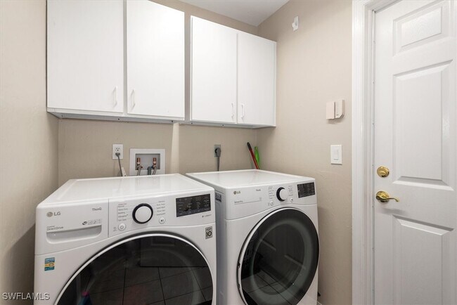 Building Photo - 24900 Fairwinds Ln