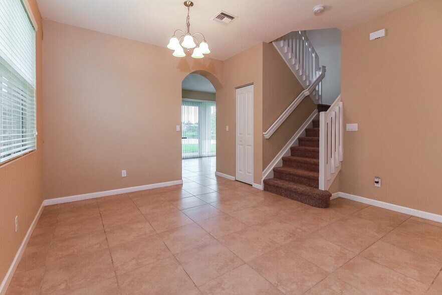 Building Photo - 4782 Foxtail Palm Ct