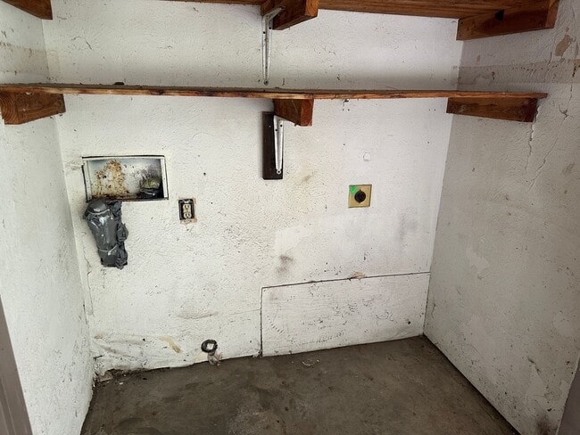 Building Photo - Great Duplex in Irving!
