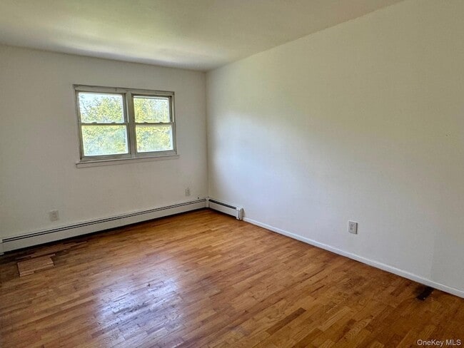 Building Photo - 56 Chaucer Ct