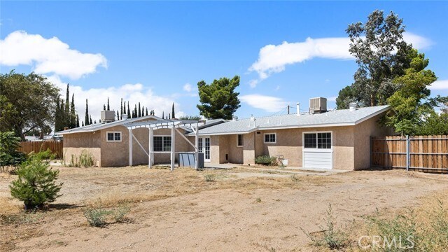 Building Photo - 5302 W Ave L-2