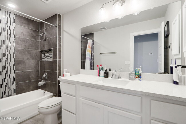 Building Photo - 6016 Hidden Clove Ct