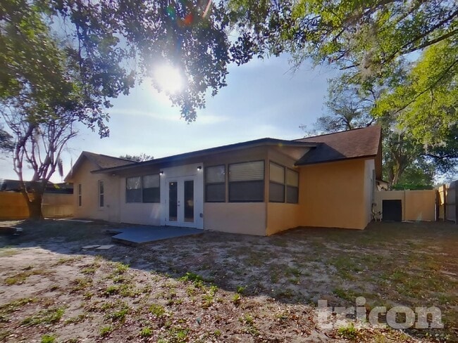 Building Photo - 2942 Mallorn Way