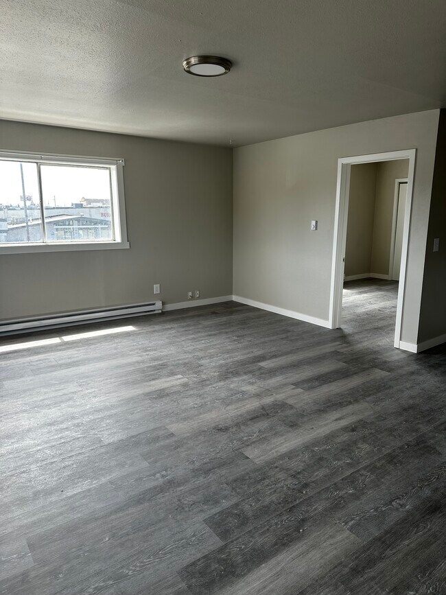Building Photo - 3519 S 56th St