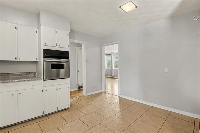 Building Photo - 8057 Fall River Dr