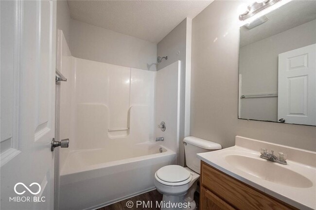 Building Photo - 1702 W Michigan St