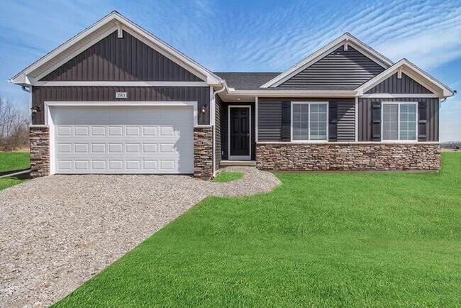 Primary Photo - 1626 Carolyn Dr