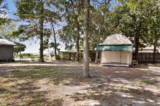Building Photo - 3 Bedroom Home in Ocean Springs