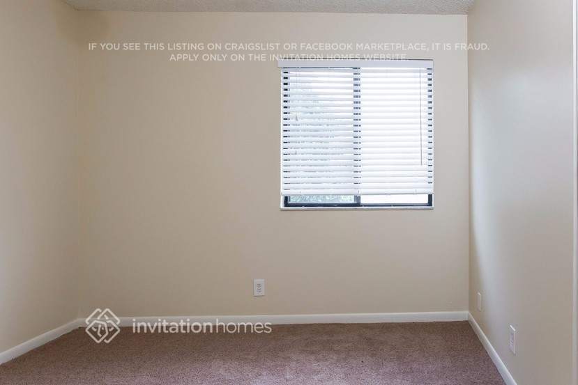Building Photo - 5756 Strawberry Lakes Cir