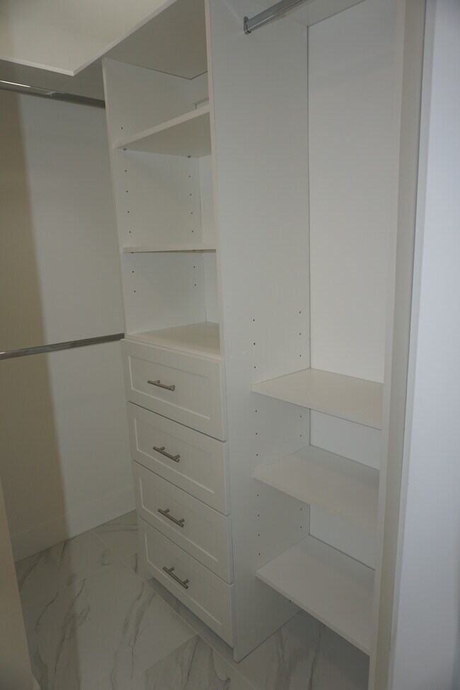 Building Photo - 15614 SW 110th Terrace