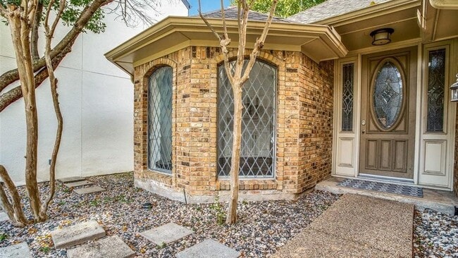 Building Photo - 9127 Valley Chapel Ln