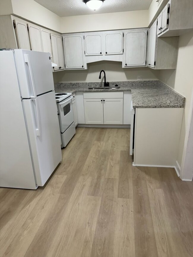 Primary Photo - Two Bedroom 1 Bath