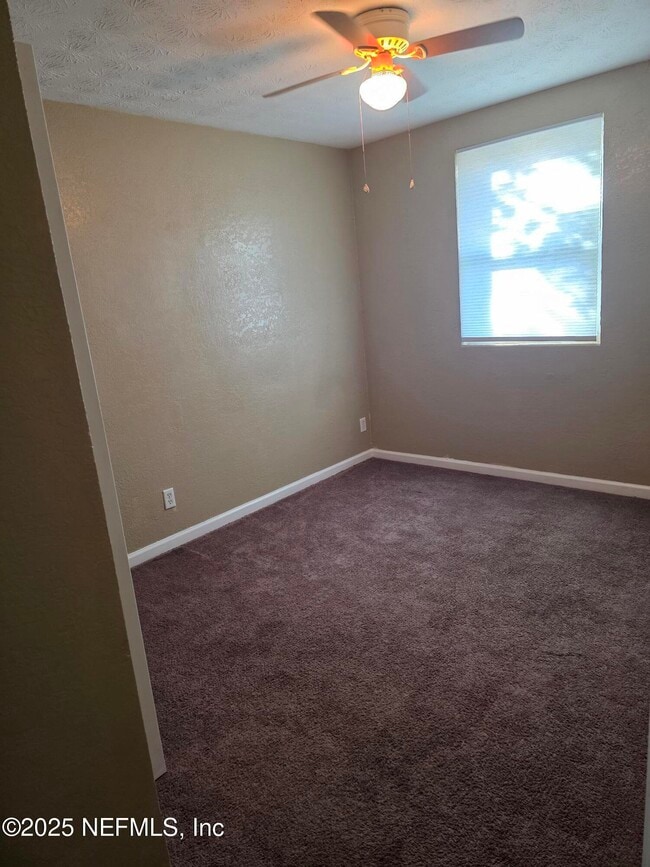 Building Photo - 1177 W 26th St